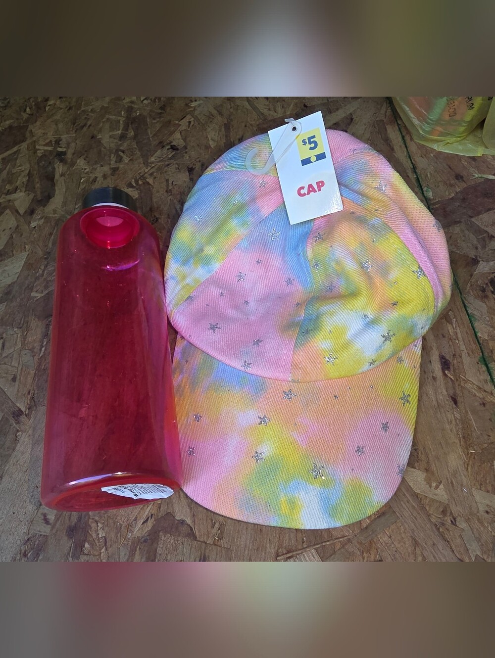 Girls. NEW! Tyedie Hat & pink water bottle.